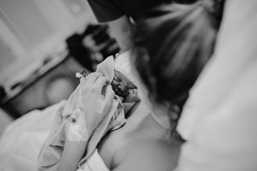 neugeborenes Baby nach der Geburt
